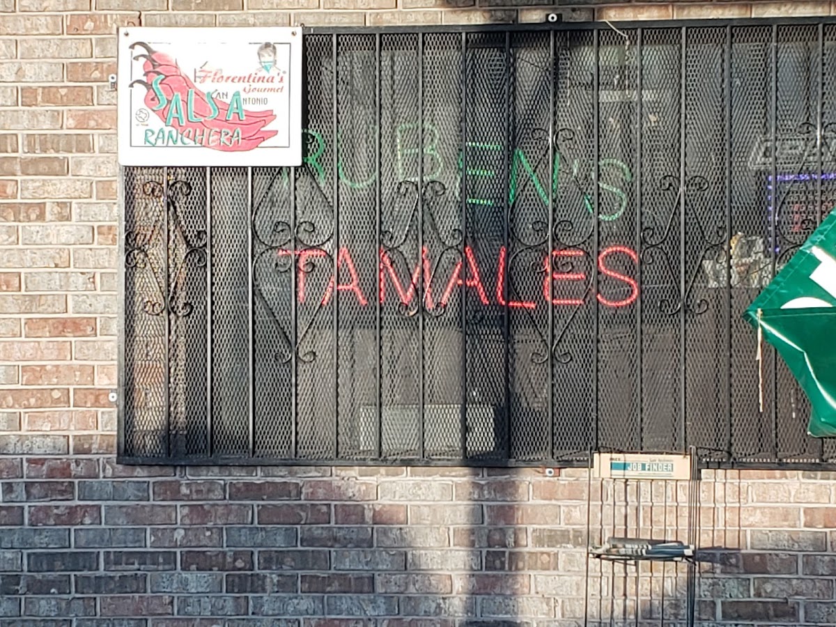 Ruben's Homemade Tamales-1